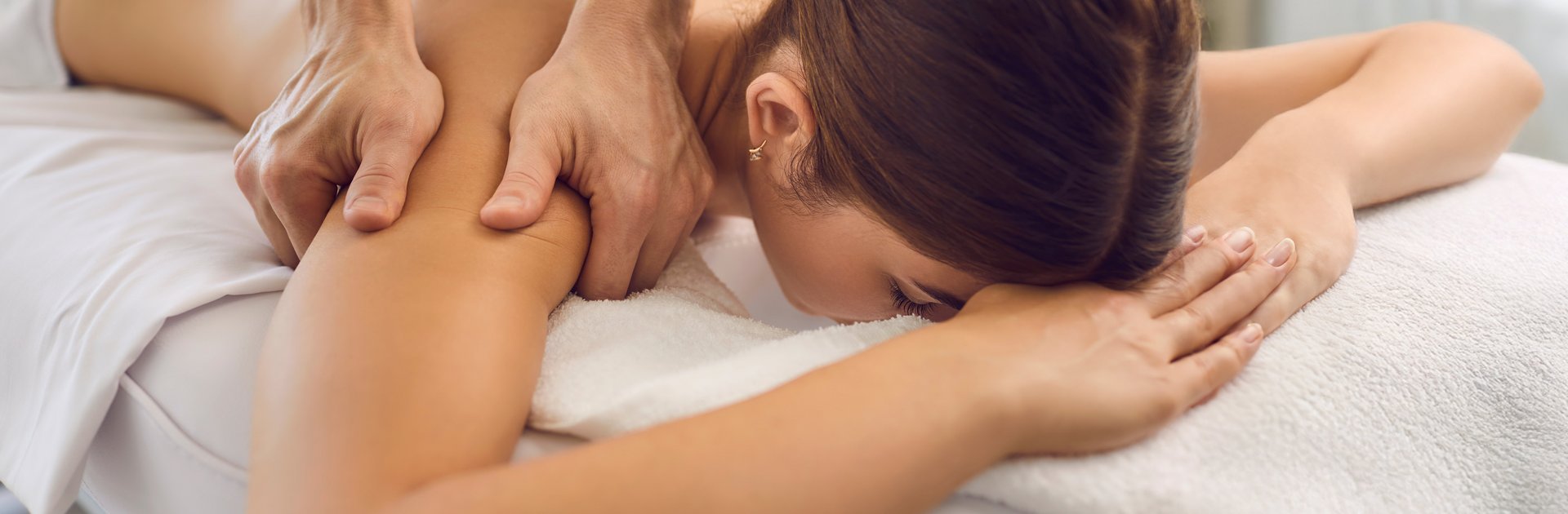 Physiotherapie bei einer Frau