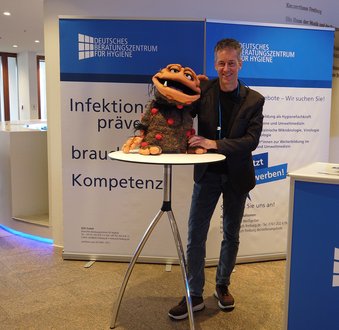 Dr. med. Markus Winter mit Vinzenz der InfluenzA