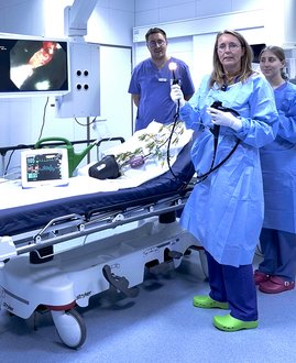 Das Endeoskopieteam findet den Wurm